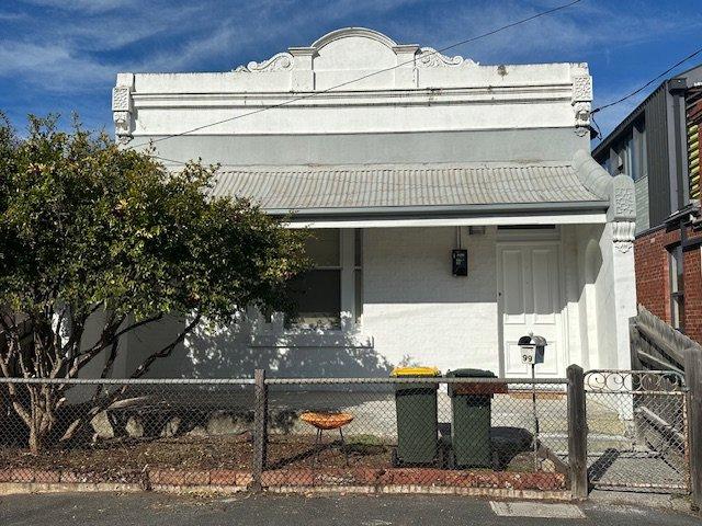 Charming Two Bedroom Home in Clifton Hill