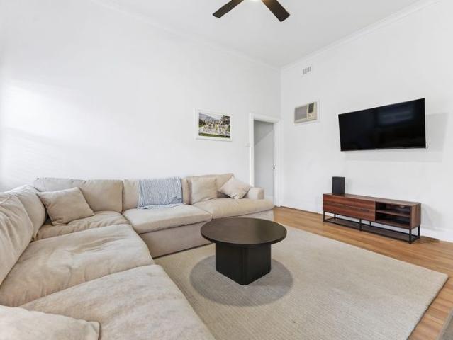 CHARMING TWO BEDROOM HOME IN PRIME LOCATION