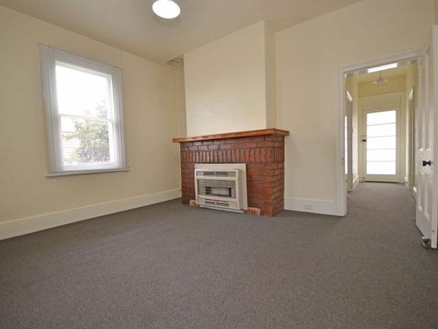 Charming Two Bedroom House in New Town