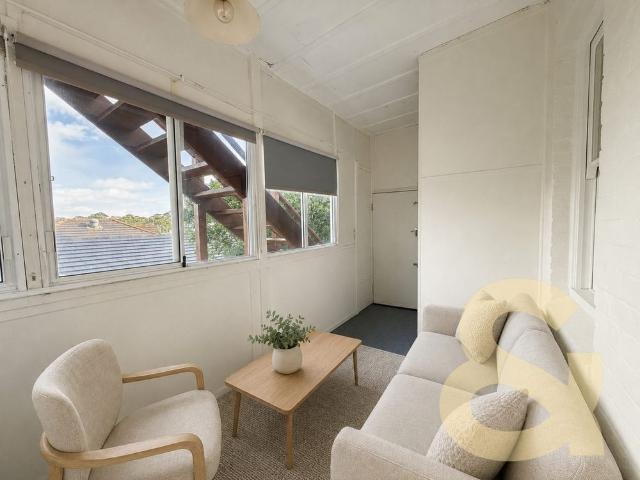 Charming Two Bedroom Lower Level Duplex in a Prime Coogee Location