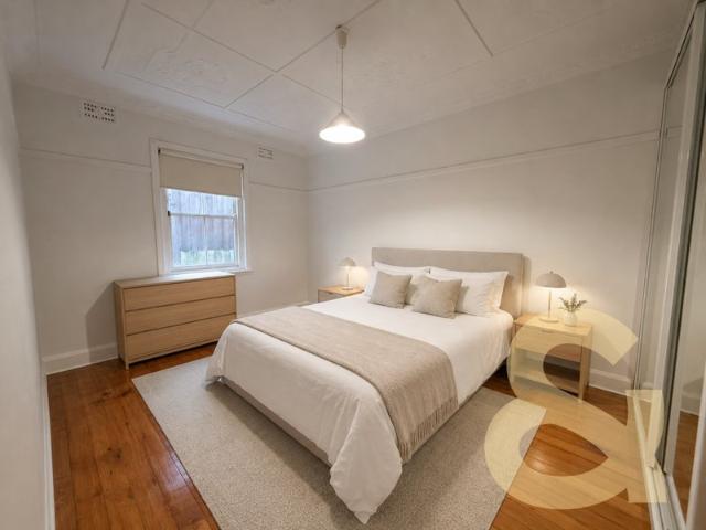Charming Two Bedroom Lower Level Duplex in a Prime Coogee Location