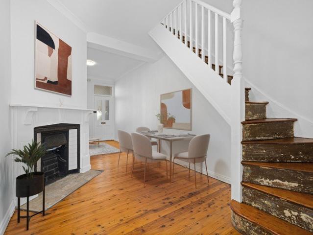 Charming Two Level Terrace with Balconies & Courtyard
