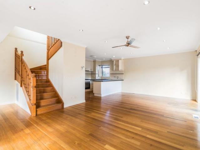 Charming Two Storey, 3 bedroom Townhouse