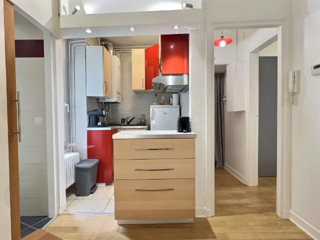 Charming Two Room Furnished Apartment in the 14th Arrondissement Between Alésia and Denfert Rochereau, Paris Amsterdam Apartments for Rent