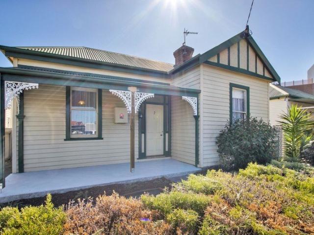 Charming Ulverstone Home for Rent
