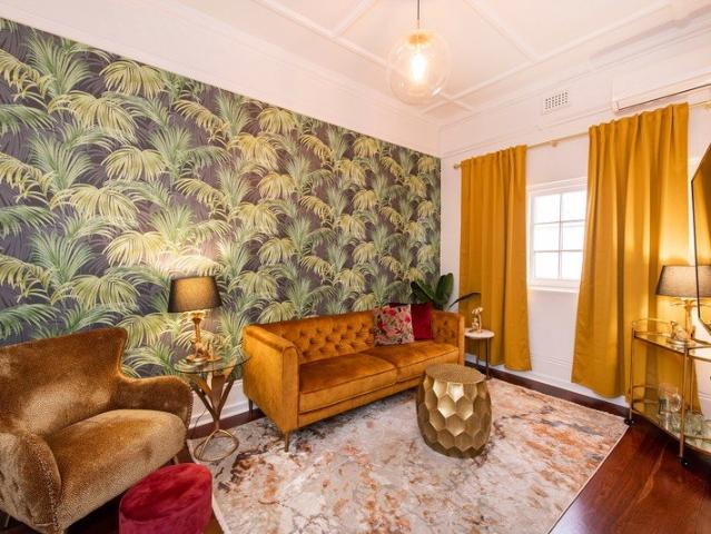 Charming Unfurnished One Bedroom in Heritage Listed Building