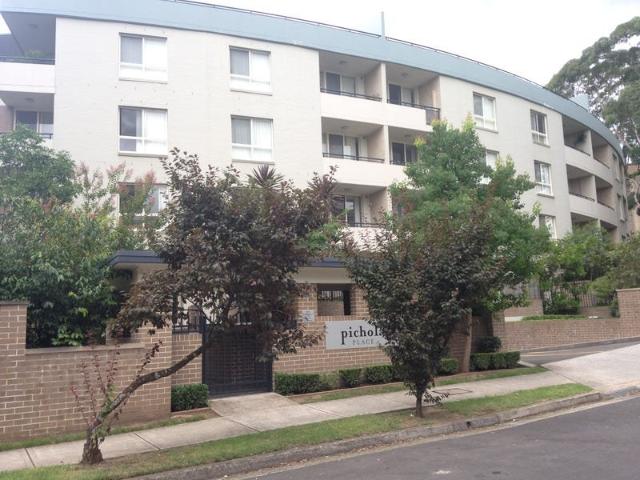 Charming Unit in Castle Hill