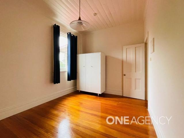 CHARMING UNIT IN THE HEART OF BERRY