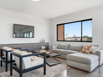 Charming Unit in the Heart of Clayfield
