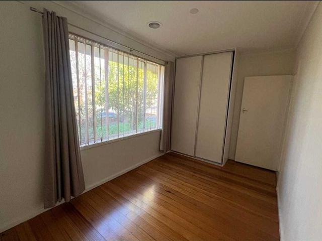 Charming Unit in the Heart of Glenroy – Perfectly Positioned for Convenience