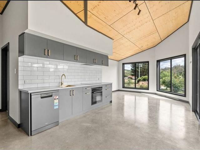 Charming Unit in Tranquil Herrick