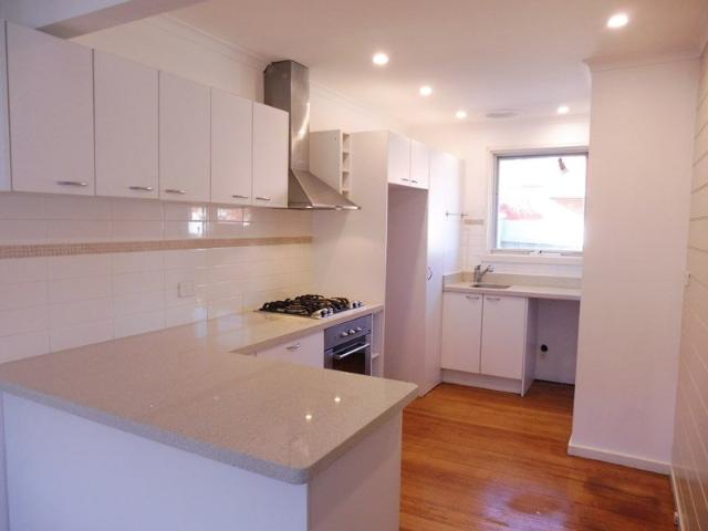Charming Unit with Modern Amenities