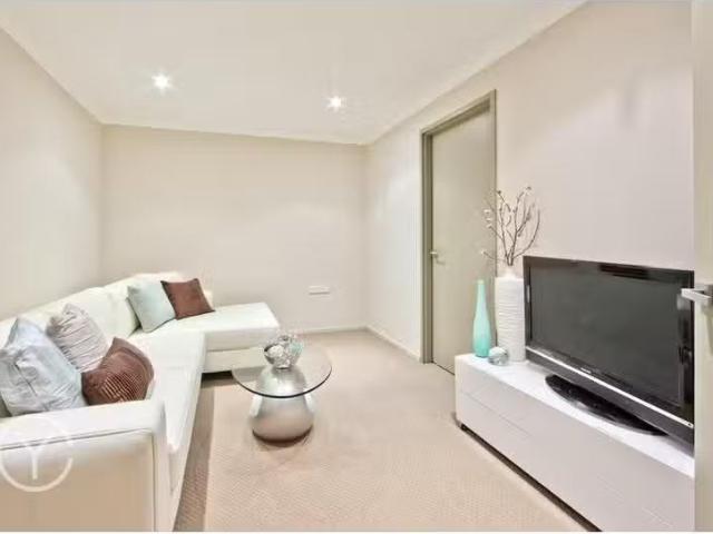 Charming Unit 3 40 Churchill Avenue Apartment for rent Listed.