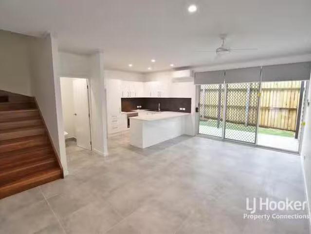 Charming UNIT 6/1570 Gympie Road, Carseldine, QLD 4034