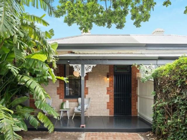 Charming Updated Cottage in The Heart of Somerton Park