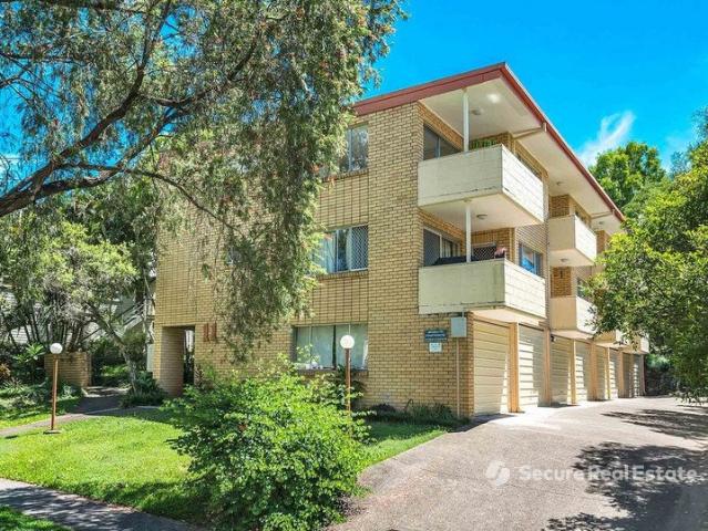 Charming Urban Retreat in Auchenflower