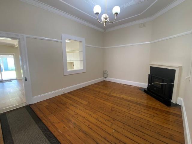 CHARMING & VERSATILE THREE BEDROOM HOME
