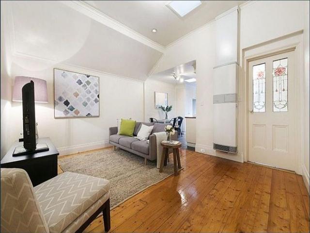 Charming Victorian Home with Private Courtyard in Richmond