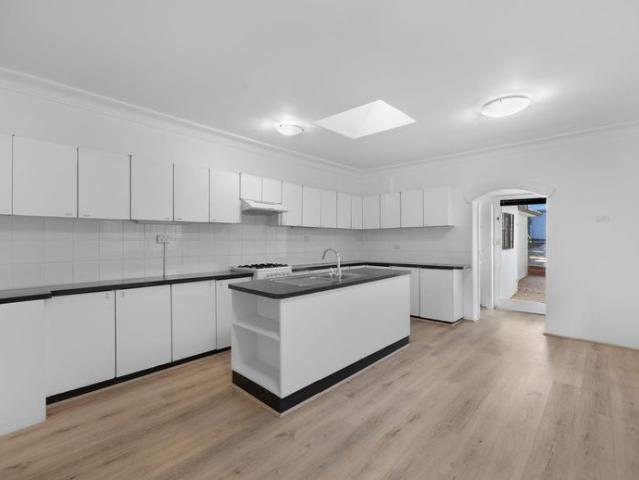 Charming Victorian Terrace in Coveted Leichhardt Locale!