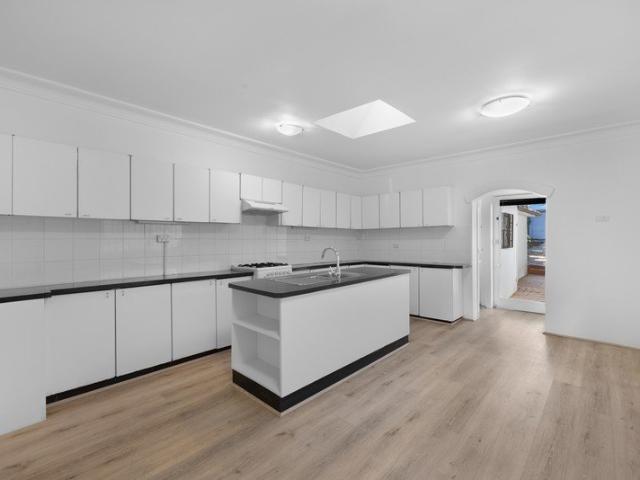 Charming Victorian Terrace in Coveted Leichhardt Locale!