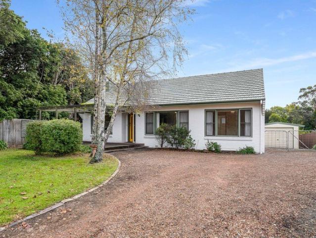 Charming Village Cottage on 2605m2