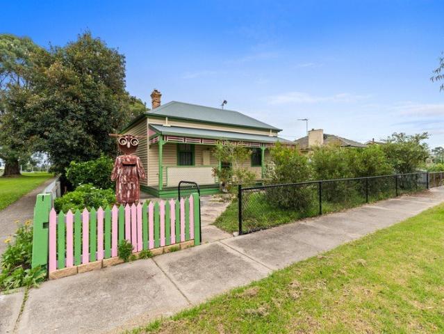 Charming Weatherboard Home with Soul