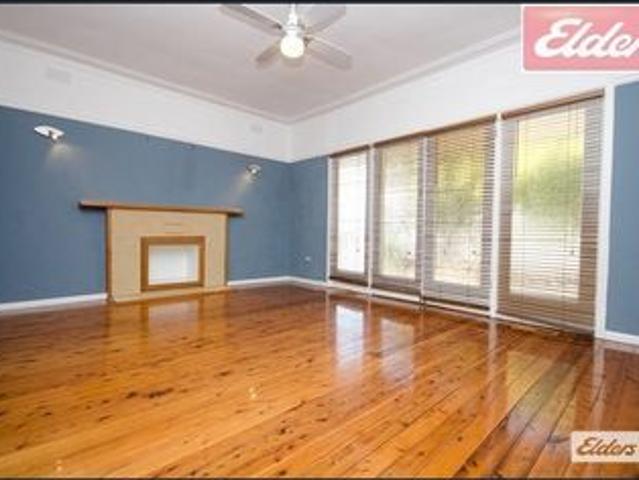 Charming Weatherboard Home in a Prime Central Wodonga Location