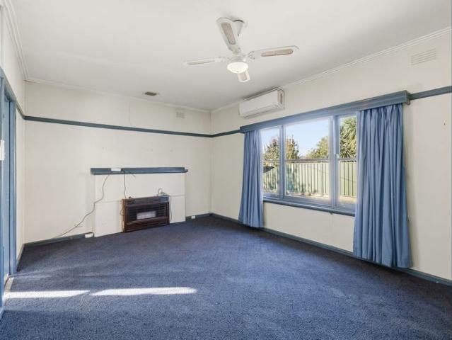 CHARMING WEATHERBOARD HOME IN A PRIME LOCATION