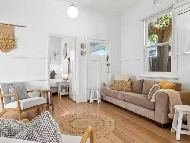 Rental! A/112 Main Road, Hepburn Springs, VIC 3461
