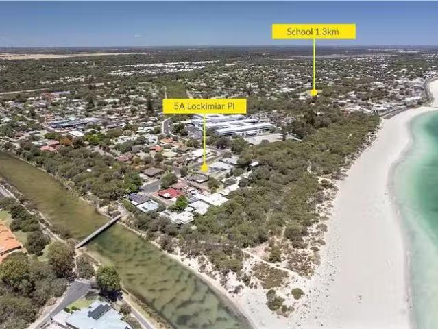 Nice A/5 Lockimiar Place, West Busselton, WA 6280