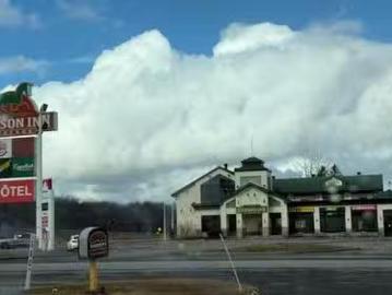 Vaudreuil-soulanges - Terrace, Parking