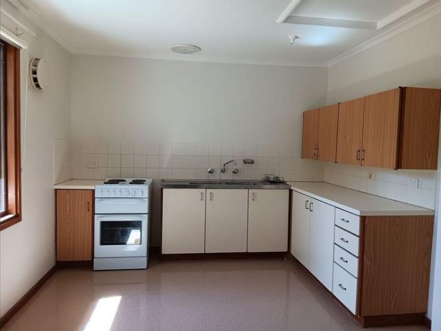 Charming & Affordable Living in Lock!
