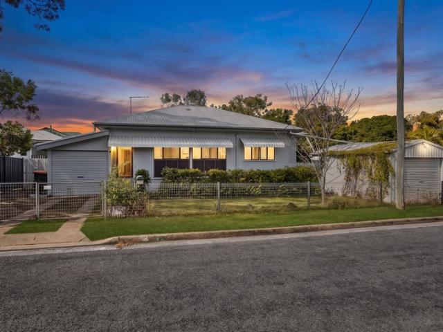 Charming Allenstown Home!