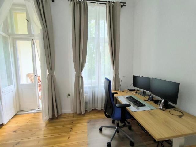 Charming Altbau Apartment, Partially Furnished near Ku'damm – Ideal for Expats