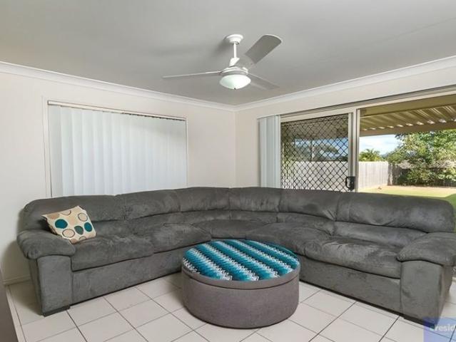 Charming and Comfortable 3 Bedroom Home in Griffin! ✨