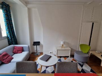 Charming and authentic 2 room apartment, Paris Amsterdam Apartments for Rent