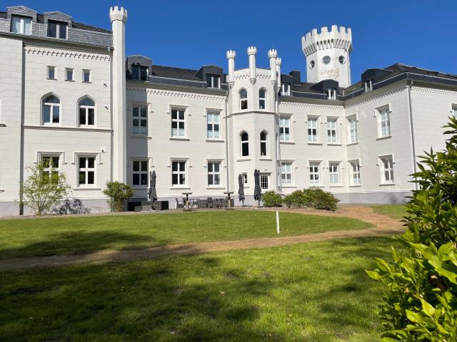 Charming and beautiful apartment in Altenpleen