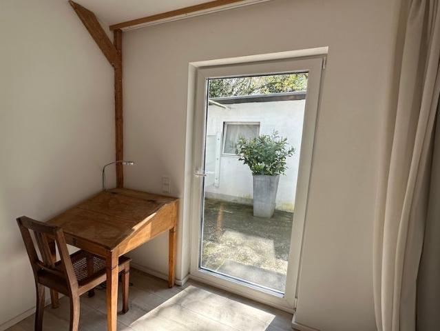 Charming and beautiful loft conveniently located, Köln, Koln Amsterdam Apartments for Rent