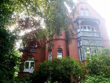 Charming and fashionable suite in Wuppertal, Wuppertal Amsterdam Apartments for Rent
