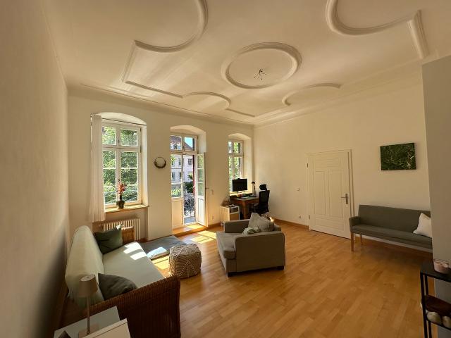 Charming and fully furnished flat with nice neighbours with weekly cleaning, Heidelberg Amsterdam Apartments for Rent