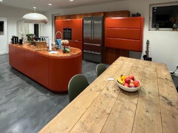 Charming and modern suite near school
