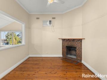 Charming and spacious 3 Bedroom Home