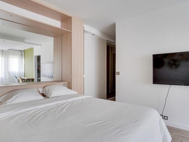 Charming and Spacious 40m² Studio near Montparnasse | 14th District, Paris Amsterdam Apartments for Rent