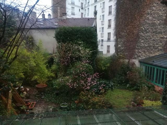 Charming apartment in Paris overlooking a private garden, Paris Amsterdam Apartments for Rent