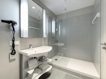 Niddapark, Frankfurt U-Bahn, Rosa-Luxemburg-Straße, Frankfurt, Riedberg, Kalbach, Taunus, Rheinland-Pfalz