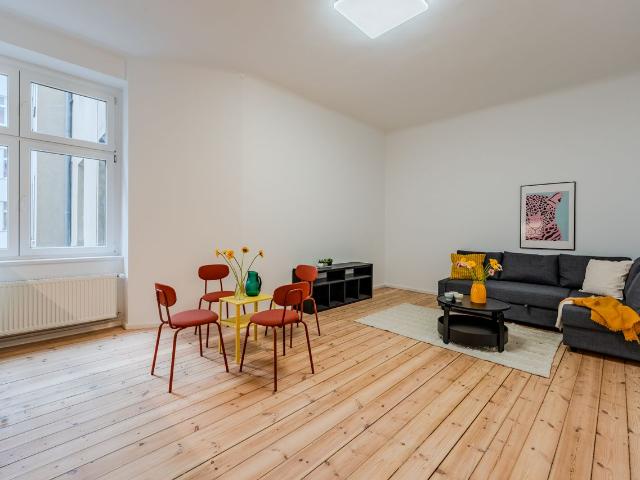 Charming Apartment in the Heart of Schillerkietz Neukölln, Berlin Amsterdam Apartments for Rent