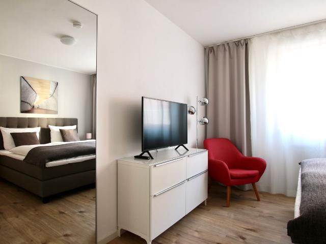 Charming apartment in trendy Ehrenfeld, Koln Amsterdam Apartments for Rent