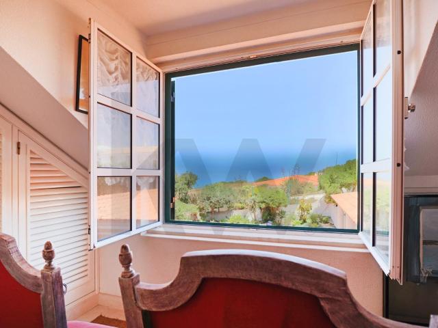 Charming Apartment with Sea View for Rent in Azenhas do Mar