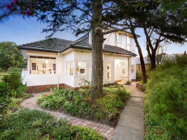 Charming Art Deco Home with Spacious Living & Separate Studio