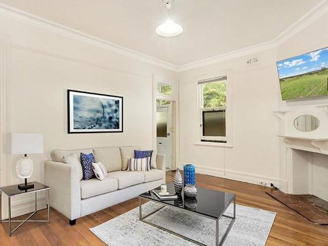 Charming Art Deco Semi with Private Courtyard in the Heart of Double Bay